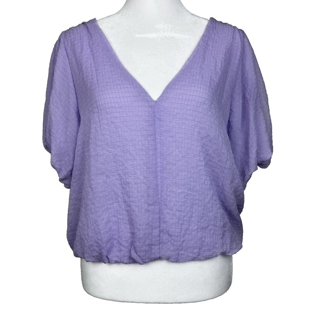 NWT ASTR The Label Crop Top Womens Medium Textured Tie Back Puff Sleeve Lavender
